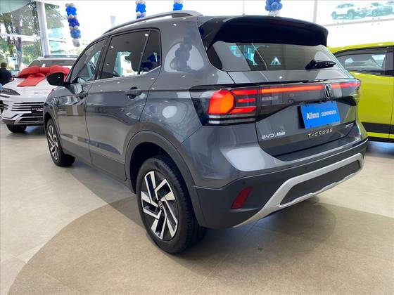 VOLKSWAGEN T-CROSS 1.4 250 TSI TOTAL FLEX HIGHLINE AUTOMÁTICO